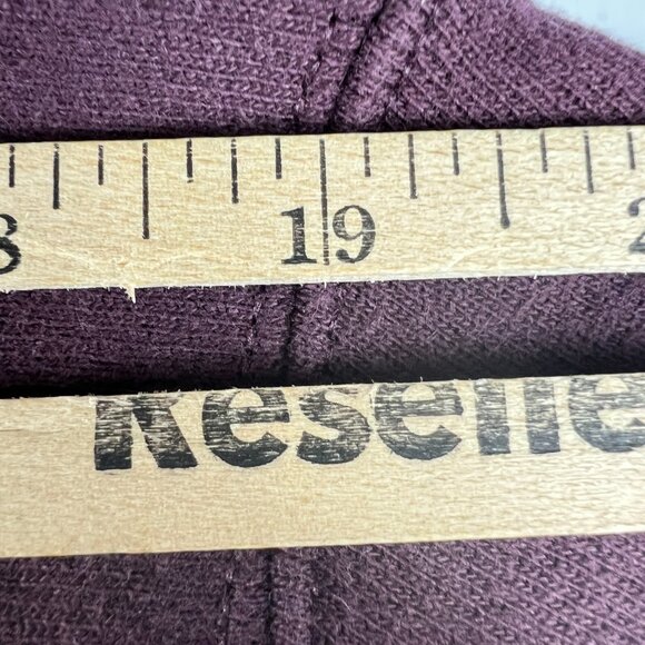 Y2K Champion Reverse Weave Sweatshirt Adult Medium Purple Small Logo Crewneck - Picture 14 of 14